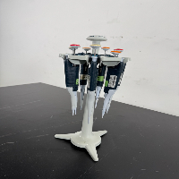 Gilson Pipetman Single Channel Pipettes w/ Stand - Quantity 7 image 1